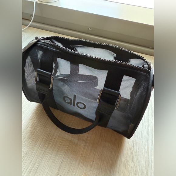 ALO Yoga Black Mini Duffle - Picture 15 of 16